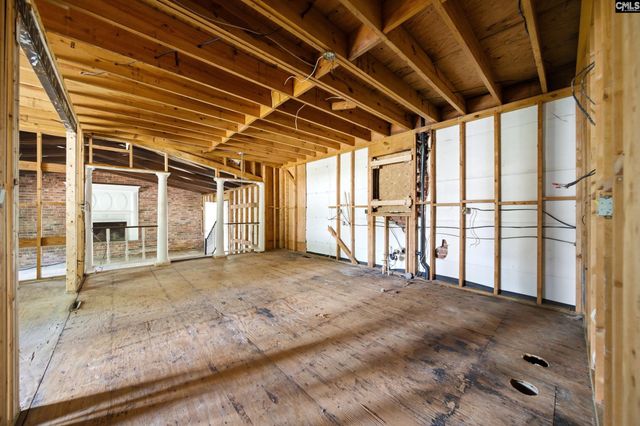 1517 N Woodstream Road, Columbia, SC 29212