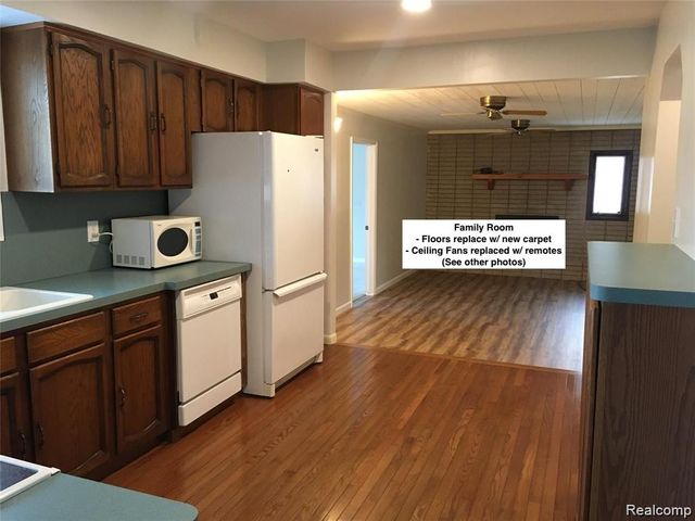 5260 Daniels Drive, Troy, MI 48098