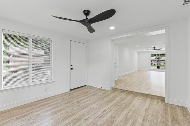 4637 Ivanhoe Drive, Fort Worth, TX 76132
