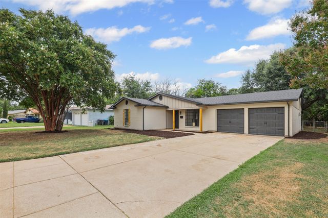 4637 Ivanhoe Drive, Fort Worth, TX 76132