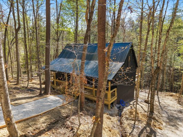 25 Joyful Springs Road, Zoe, KY 41397