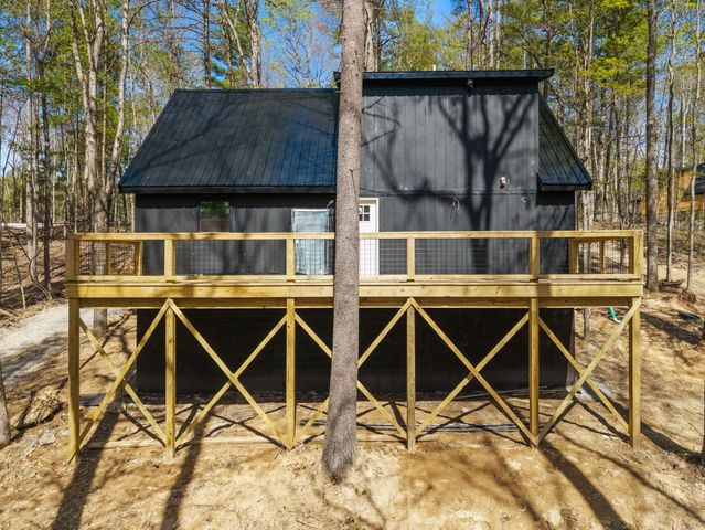 25 Joyful Springs Road, Zoe, KY 41397