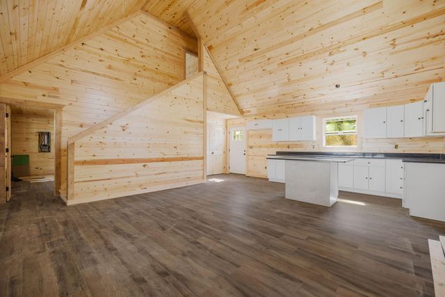 25 Joyful Springs Road, Zoe, KY 41397