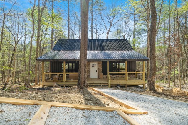 25 Joyful Springs Road, Zoe, KY 41397