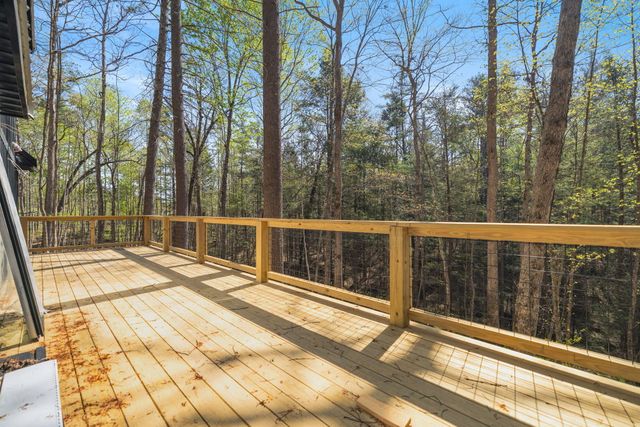25 Joyful Springs Road, Zoe, KY 41397