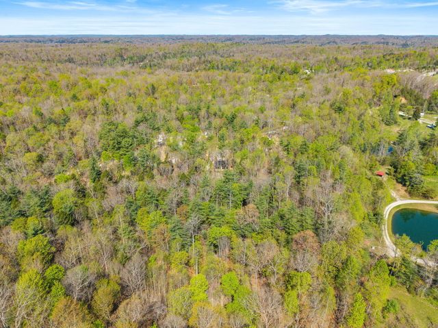 25 Joyful Springs Road, Zoe, KY 41397