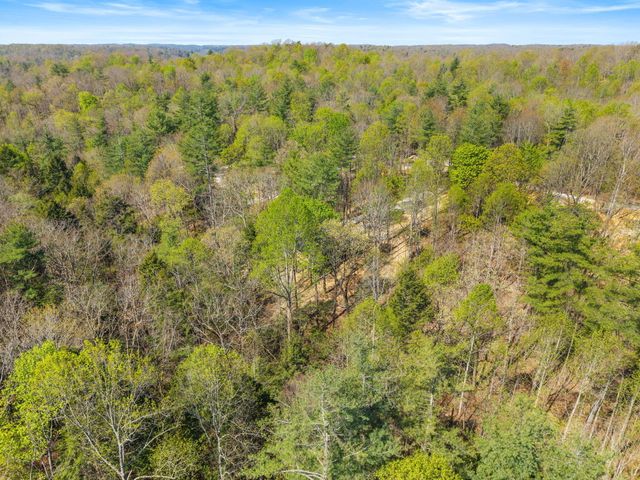 25 Joyful Springs Road, Zoe, KY 41397
