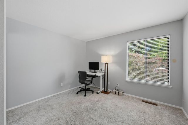 1610 Foxridge Cir, Auburn, CA 95603