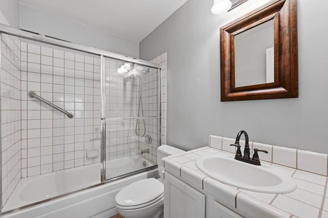 1610 Foxridge Cir, Auburn, CA 95603