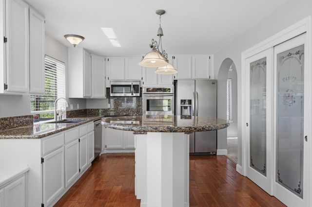 1610 Foxridge Cir, Auburn, CA 95603