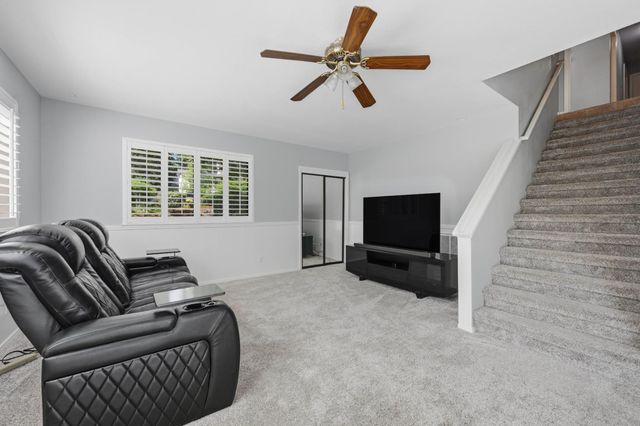 1610 Foxridge Cir, Auburn, CA 95603