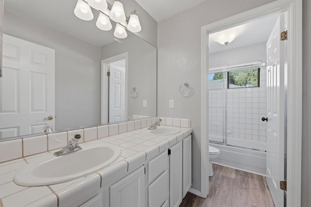 1610 Foxridge Cir, Auburn, CA 95603