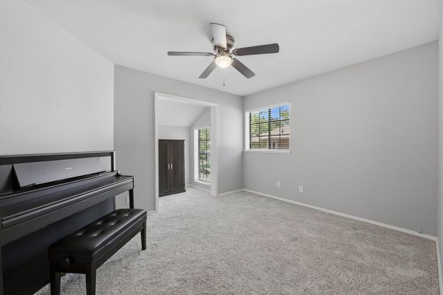 1610 Foxridge Cir, Auburn, CA 95603