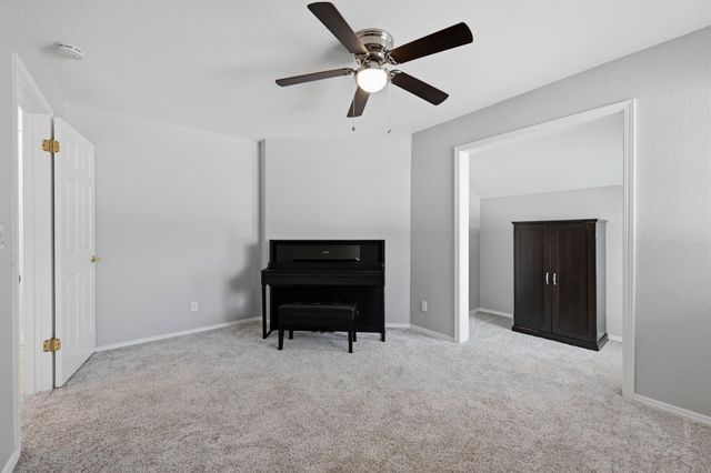 1610 Foxridge Cir, Auburn, CA 95603