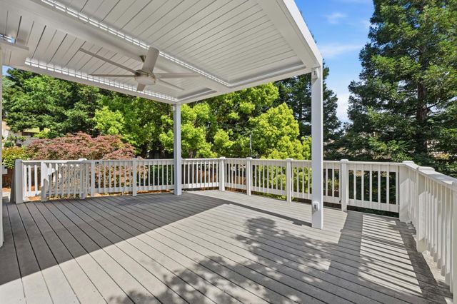 1610 Foxridge Cir, Auburn, CA 95603