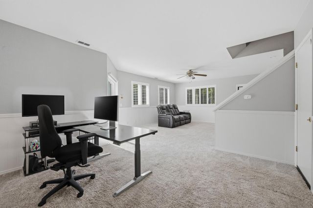 1610 Foxridge Cir, Auburn, CA 95603