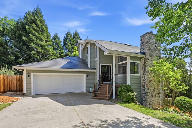 1610 Foxridge Cir, Auburn, CA 95603