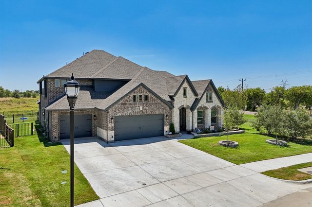 7700 Sunspray Street, Joshua, TX 76058