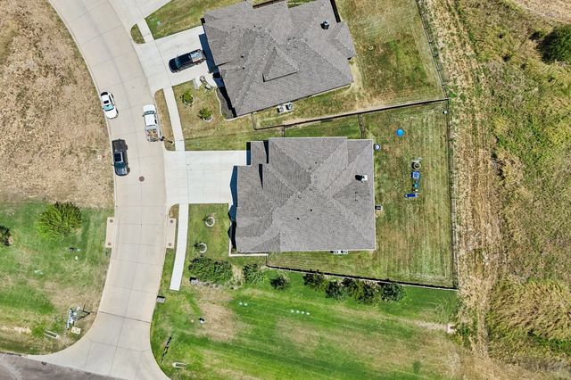 7700 Sunspray Street, Joshua, TX 76058