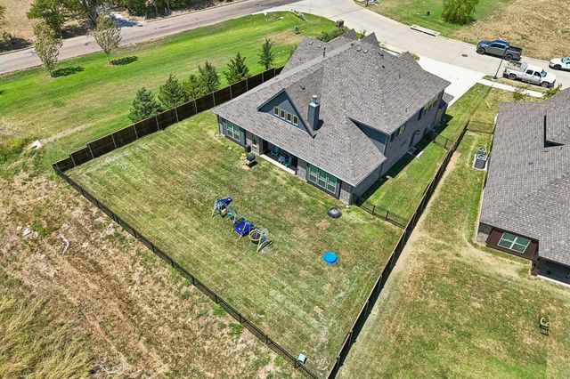 7700 Sunspray Street, Joshua, TX 76058