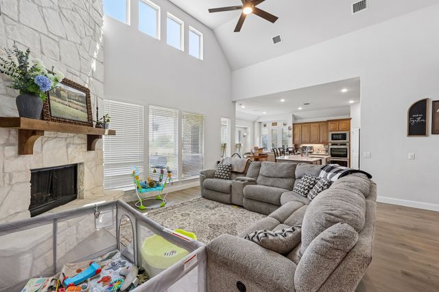 7700 Sunspray Street, Joshua, TX 76058