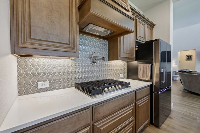 7700 Sunspray Street, Joshua, TX 76058