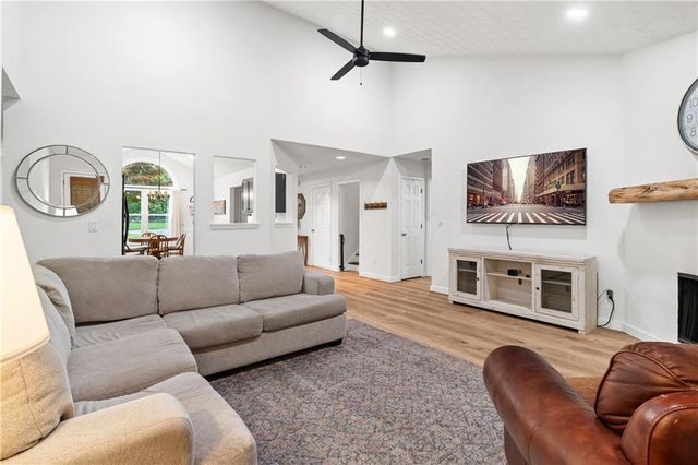 27 Otter Lane, Hoschton, GA 30548