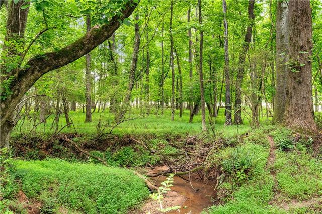 27 Otter Lane, Hoschton, GA 30548