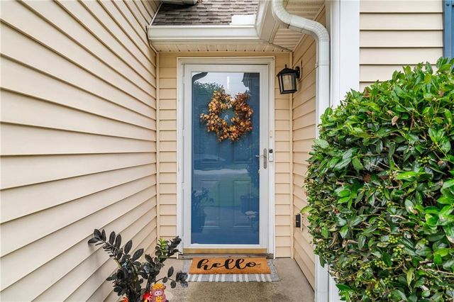 27 Otter Lane, Hoschton, GA 30548