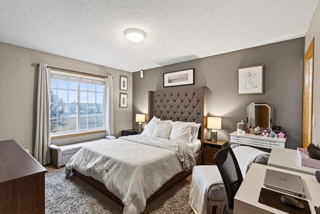 8561 121st Avenue N, Champlin, MN 55316