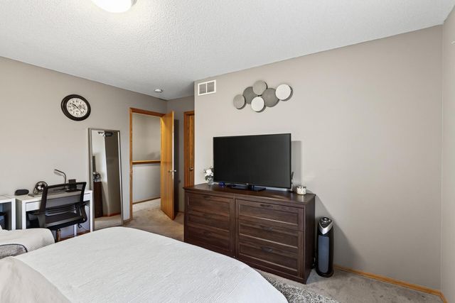 8561 121st Avenue N, Champlin, MN 55316