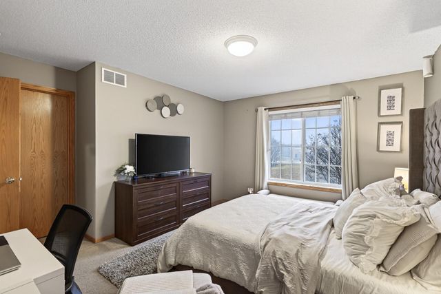 8561 121st Avenue N, Champlin, MN 55316