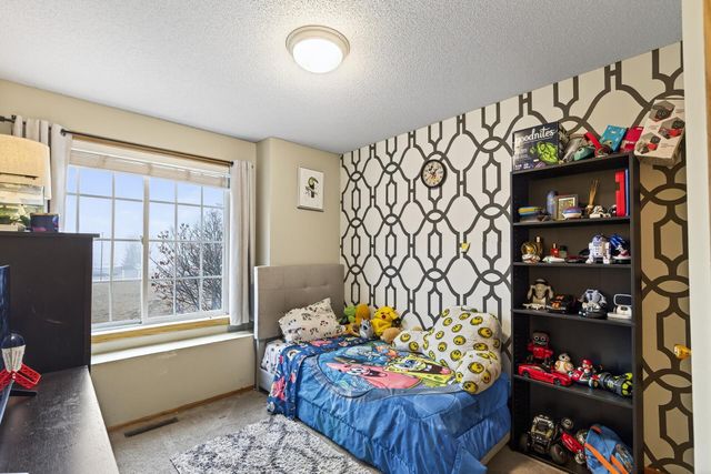 8561 121st Avenue N, Champlin, MN 55316