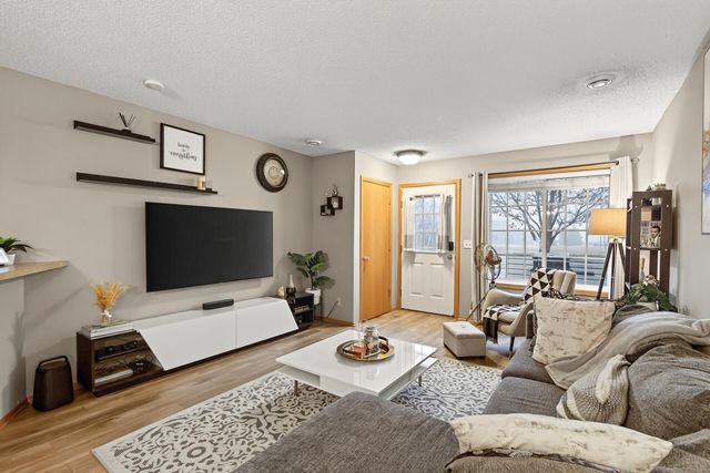 8561 121st Avenue N, Champlin, MN 55316