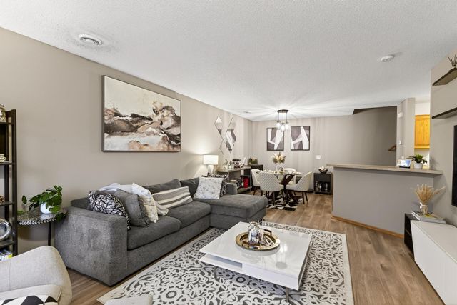 8561 121st Avenue N, Champlin, MN 55316