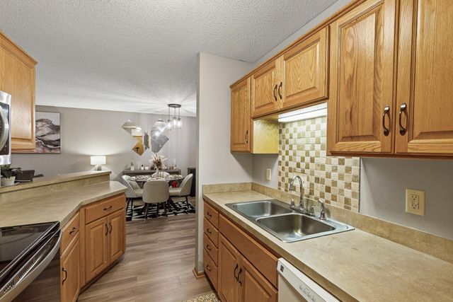 8561 121st Avenue N, Champlin, MN 55316