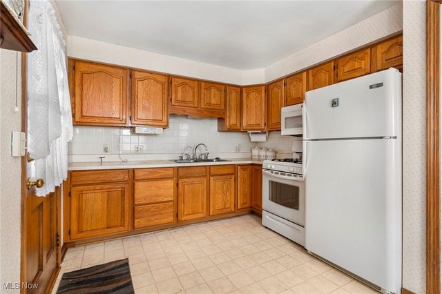 3002 Joseph Place NW, Canton, OH 44708