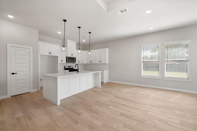 3617 Emhouse Road, Corsicana, TX 75110