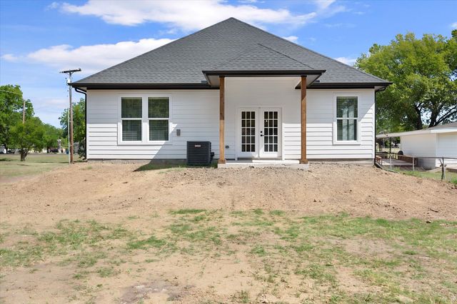 3617 Emhouse Road, Corsicana, TX 75110