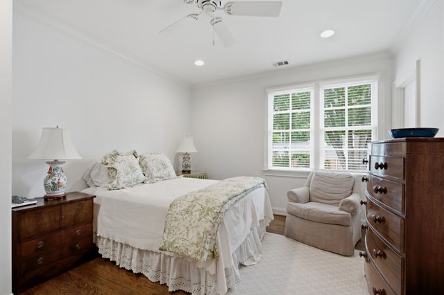 704A Crescent Rd, Nashville, TN 37205