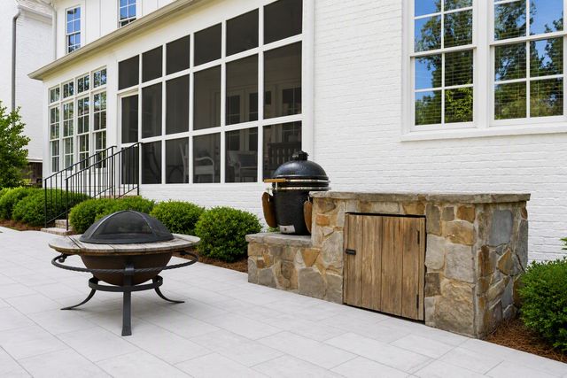 704A Crescent Rd, Nashville, TN 37205