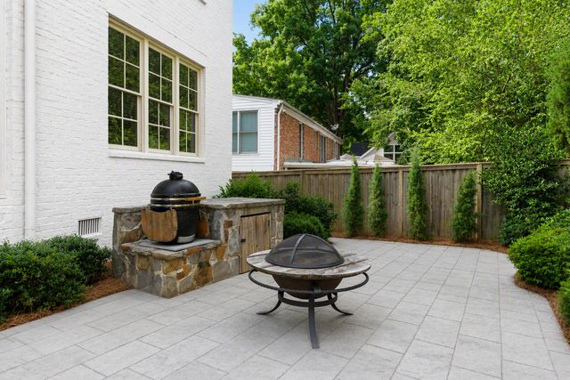 704A Crescent Rd, Nashville, TN 37205