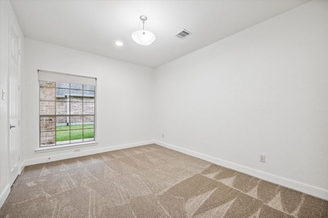 95 N Mews Wood Court, The Woodlands, TX 77381