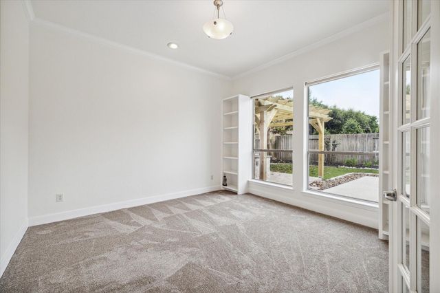 95 N Mews Wood Court, The Woodlands, TX 77381