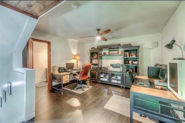 333 Edgewood, Onalaska, TX 77360
