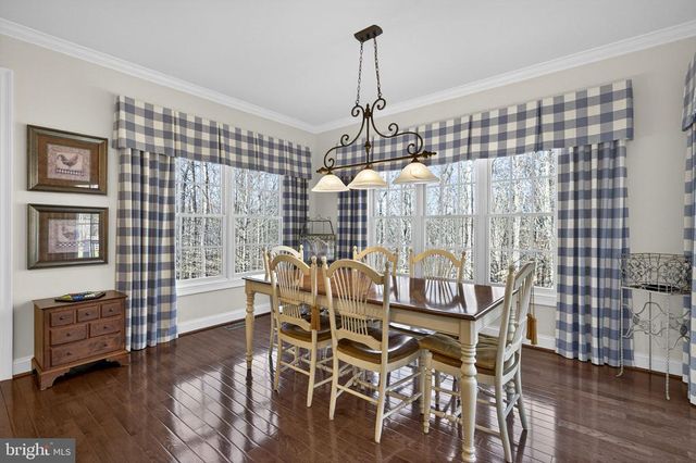 8485 ROGUES RD, Warrenton, VA 20187