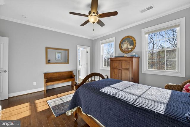 8485 ROGUES RD, Warrenton, VA 20187