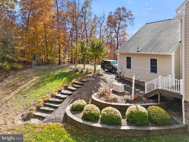 8485 ROGUES RD, Warrenton, VA 20187