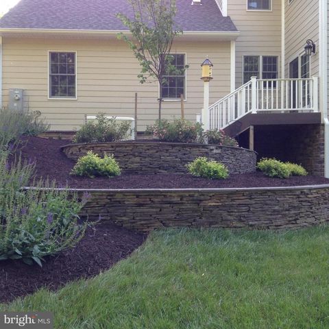8485 ROGUES RD, Warrenton, VA 20187
