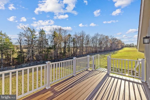 8485 ROGUES RD, Warrenton, VA 20187